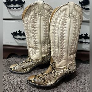 Vintage Laredo Snakeskin Cowboy Boots